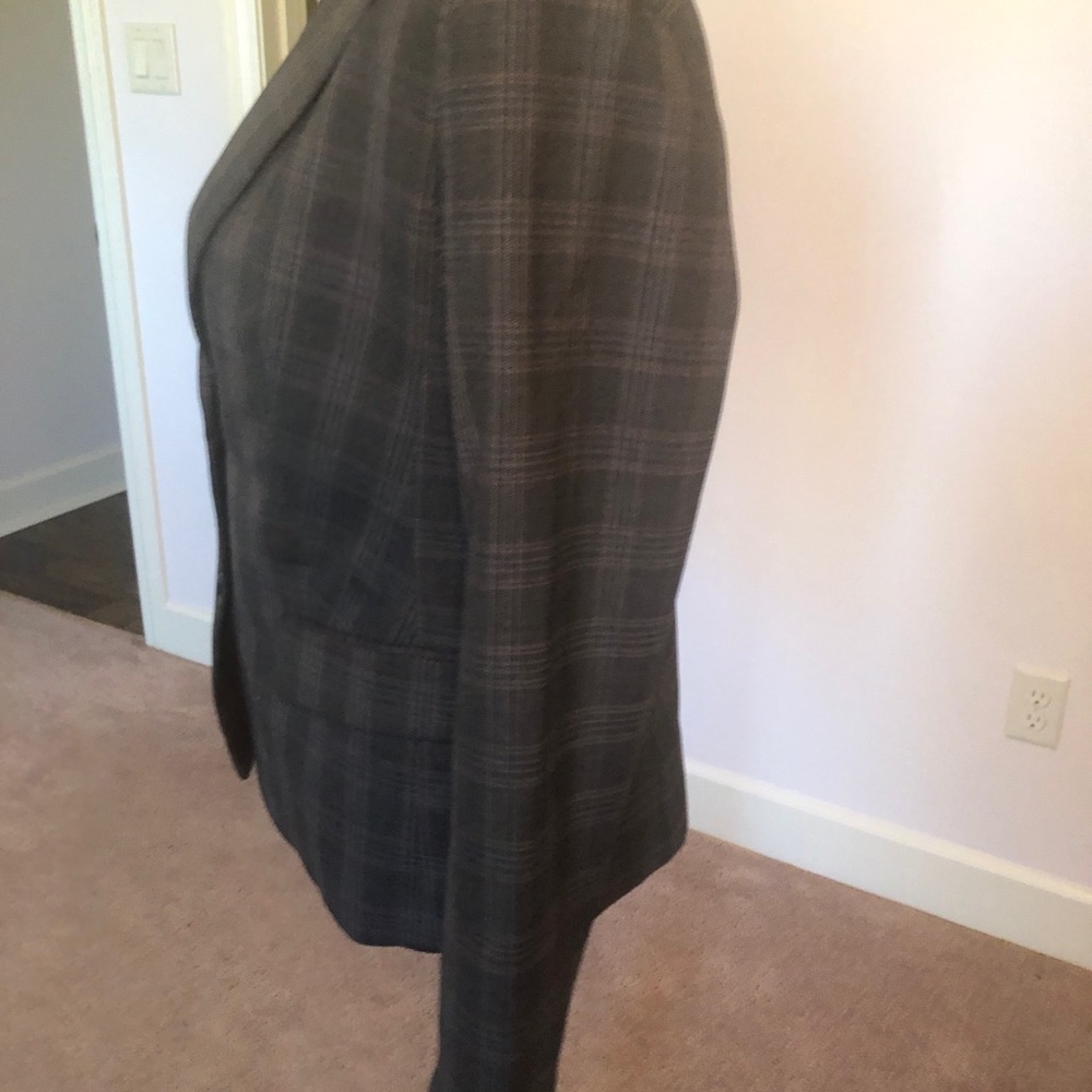Talbots blazer size 6 gray/black checked wool blend career wear